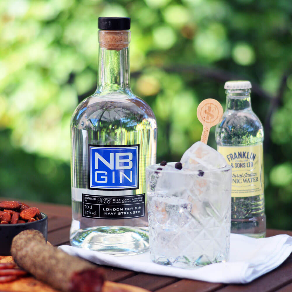 NB Navy Strength Gin – klassiske dyder, og craftsmanship på højt niveau